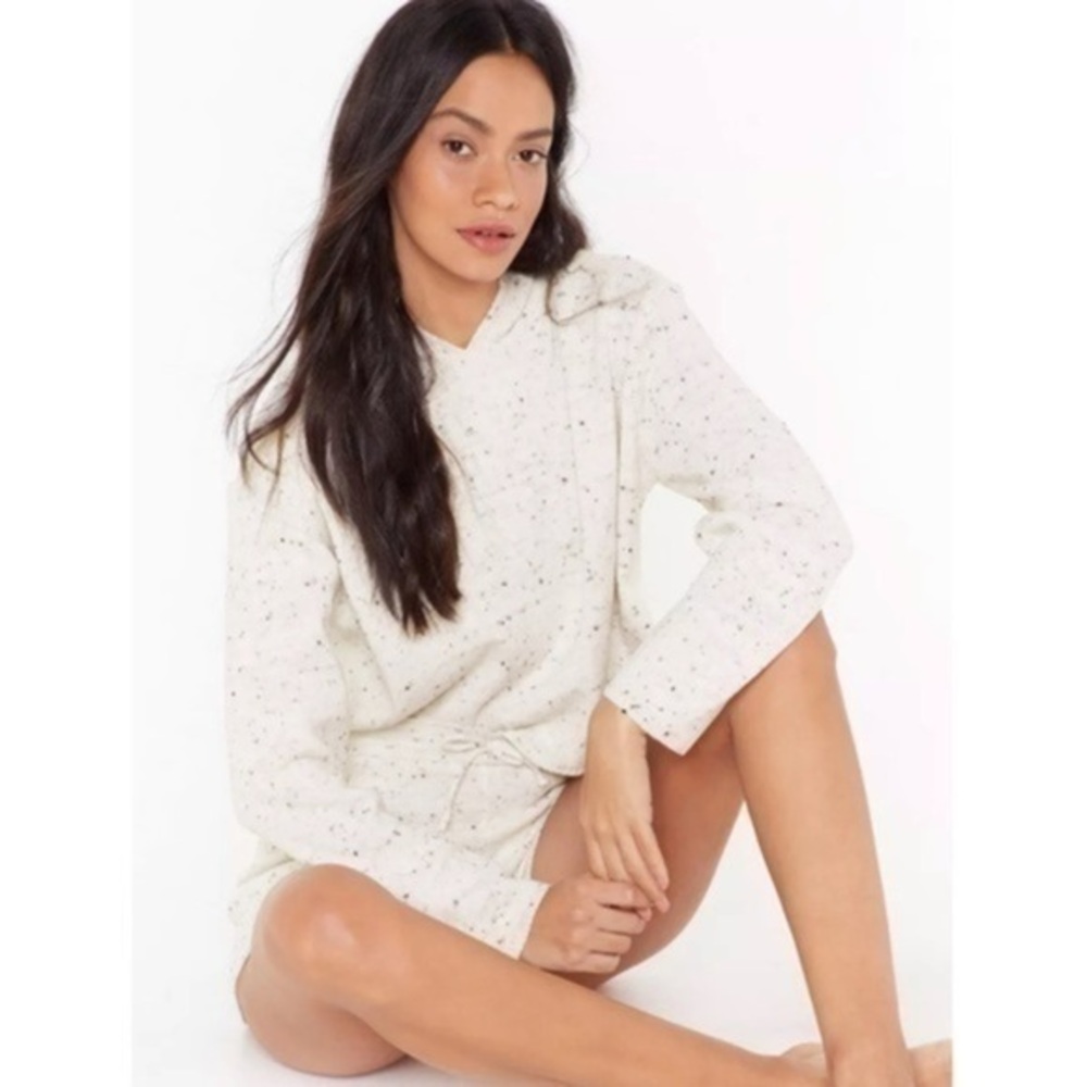 Calvin Klein Lounge Set - Oversized Hoodie & Highrise Cuffed Shorts
